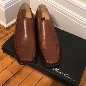 Brand new Kenneth Cole shoes size 10.5M